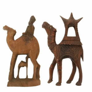 figurine in legno pregiato, cammelli, arte vintage anni 80